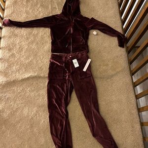 crave fame small set with joggers and cropped zip up hoodie